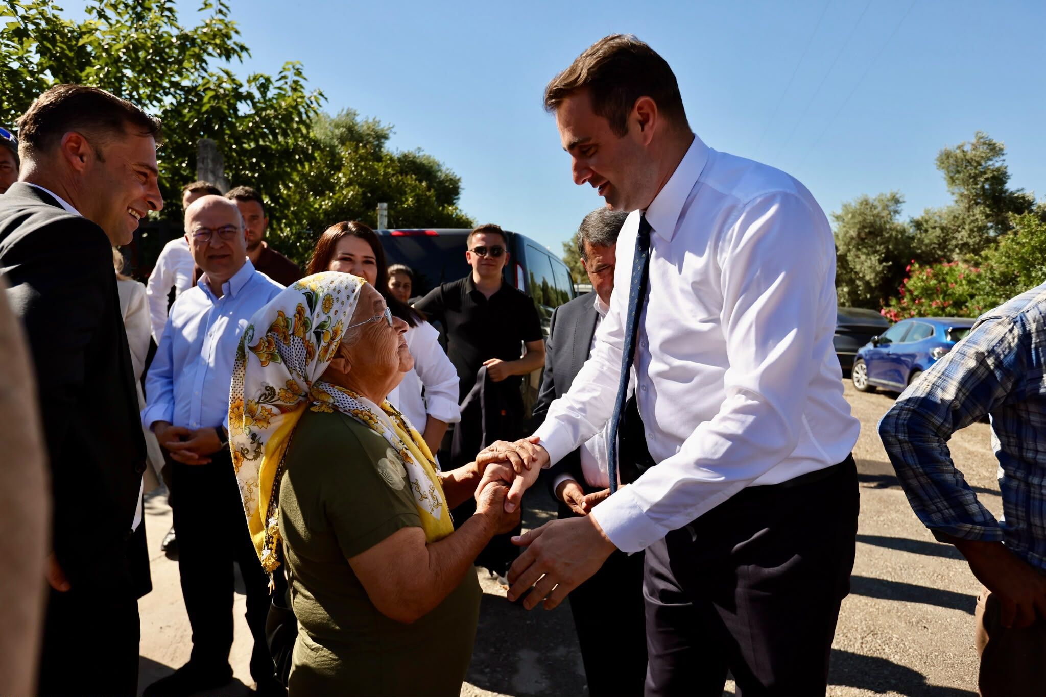 Özgür Özel İzmir'de Traktör Römorkundan Seslendi! (4)