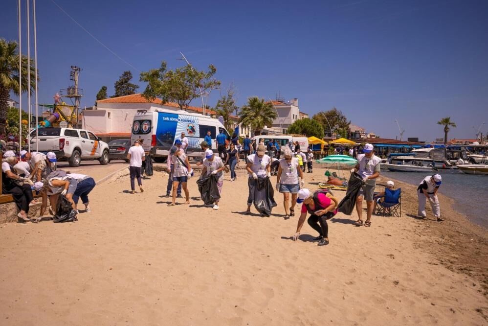 Plajdan 750 Kilogram Atık Toplandı (3)