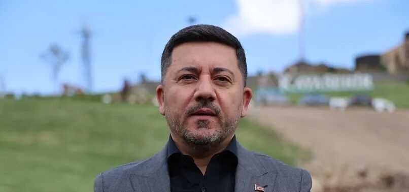 Rasim Arı Ak Parti’ye Geçti! (2)