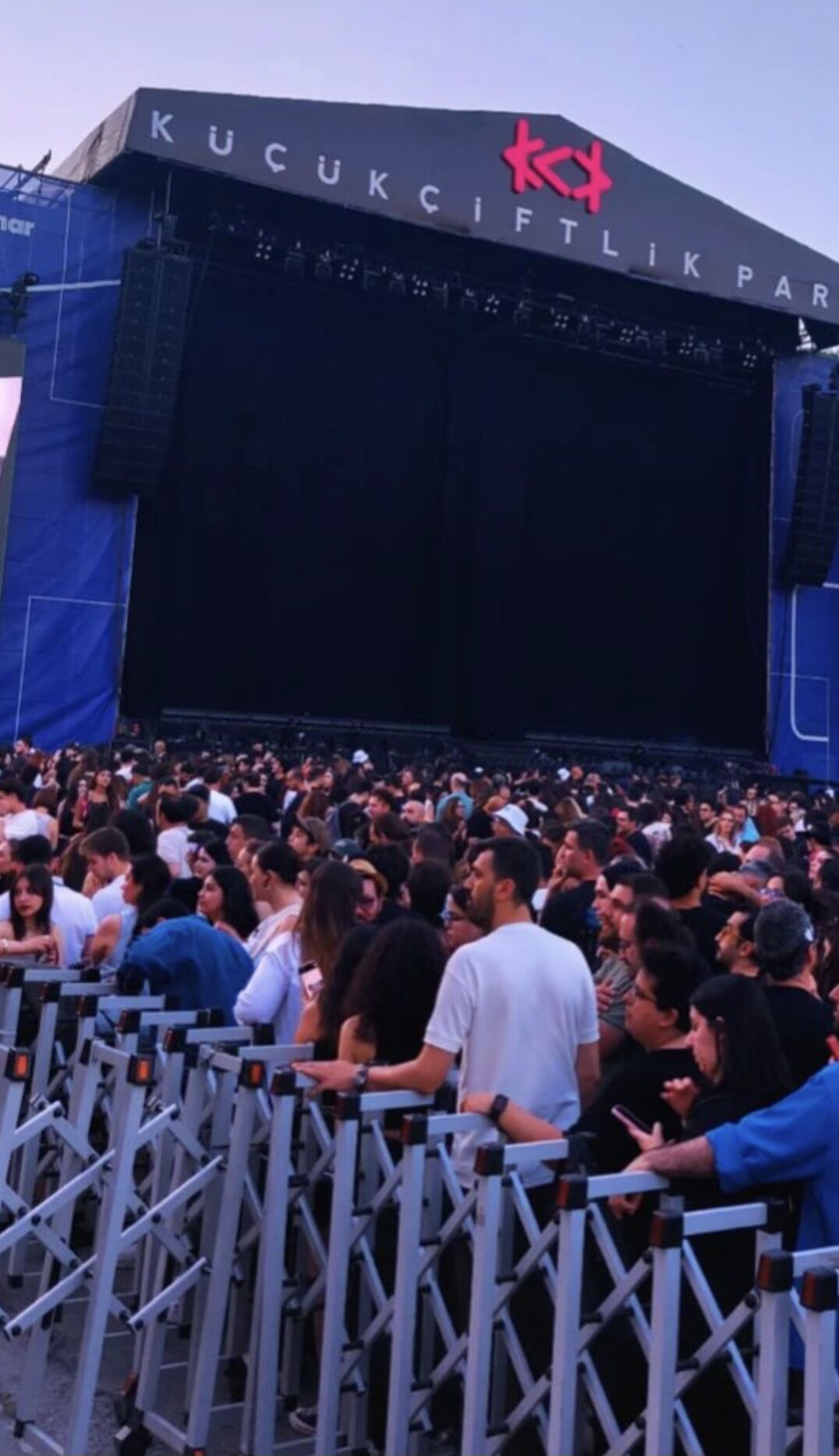 Şebnem Ferah Konserine Ünlü Akını! 6 Yıl Sonra Sahnede!