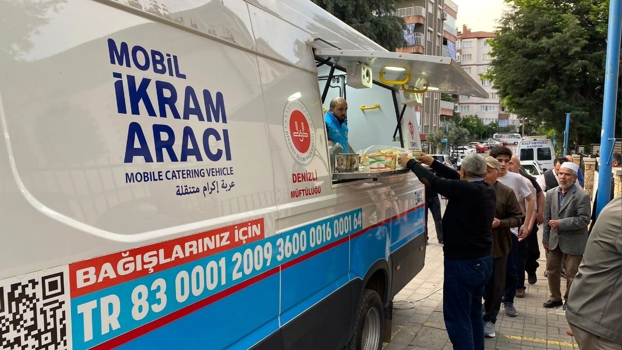 Sıcak Çorba