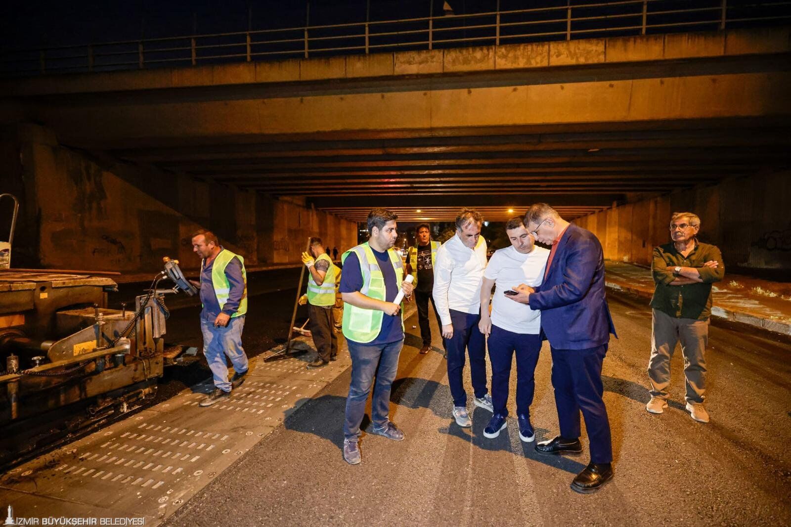 Tugay Sahada Inceledi İzmir'de 25 Noktada Yol Mesaisi! (2)