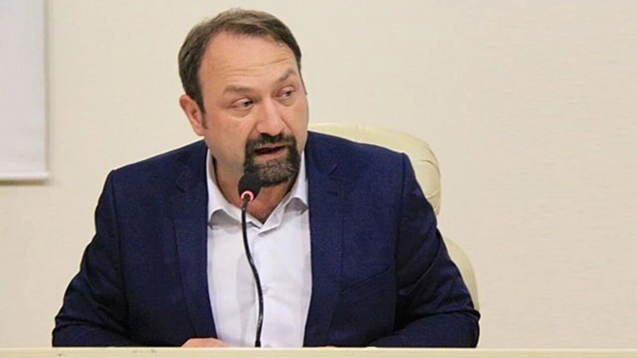 Utku Gumrukcu Kimdir