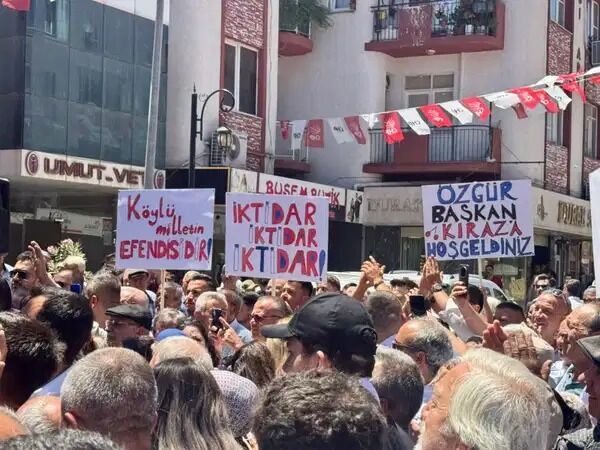 'Yeni Parti Mi Kuruluyor' Sorusuna Özgür Özel’den İzmir’de Flaş Yanıt! (1)-1