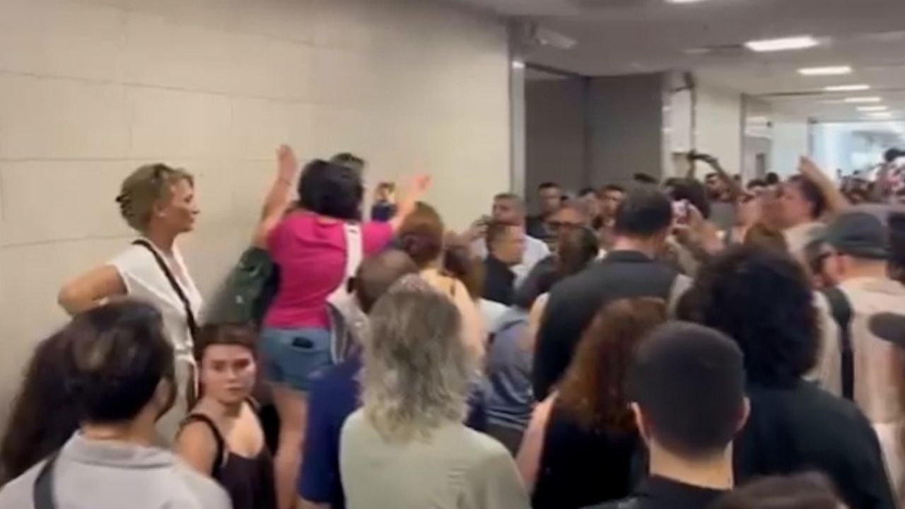Deni̇z Göktaş Kk Protesto 2