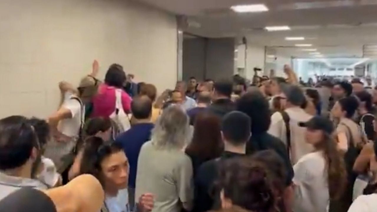 Deni̇z Göktaş Kk Protesto 3
