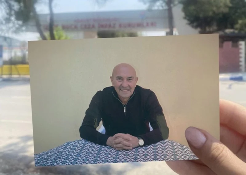 Tunç Soyer Ilk Fotoğraf 1