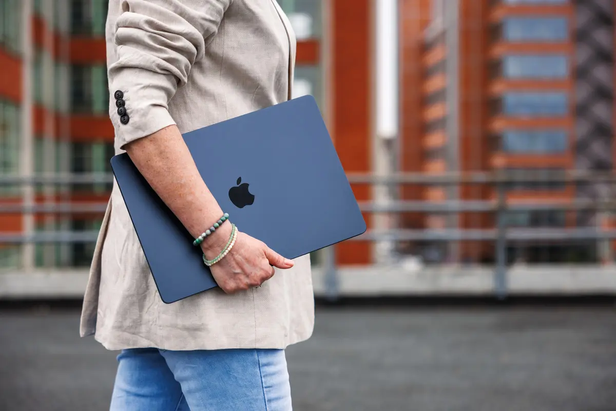 Apple Mac 2