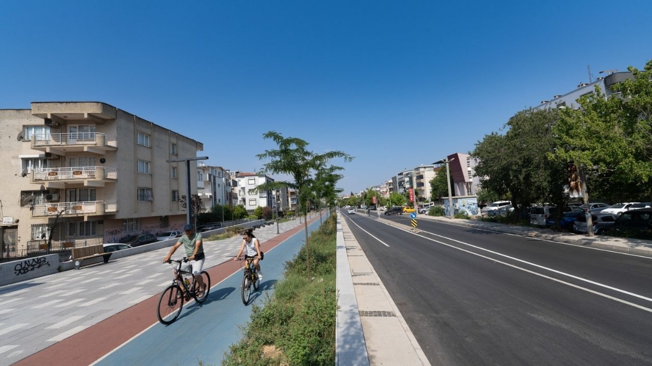 Cemil Şeboy Caddesi 4
