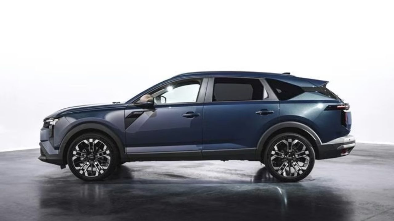 Dacia Striker 4