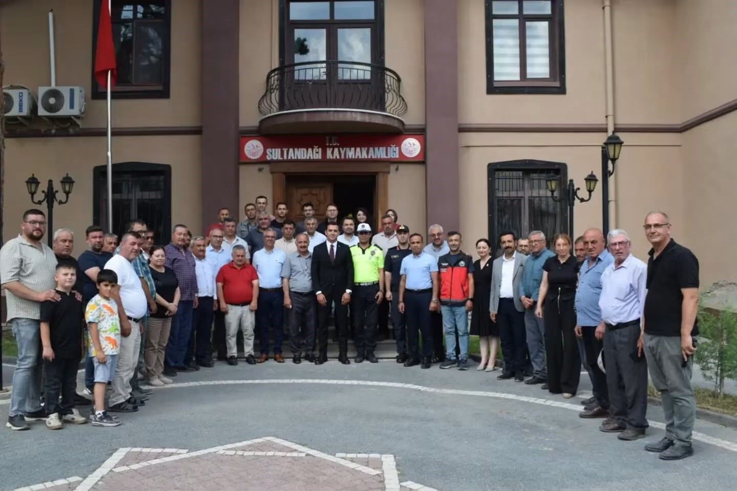 Kaymakam Iliç 1