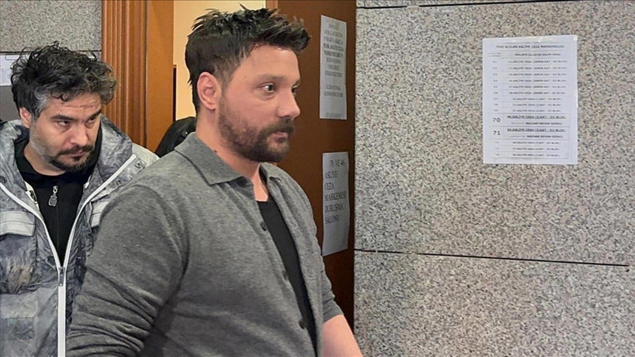 Oğuzhan Uğur 3