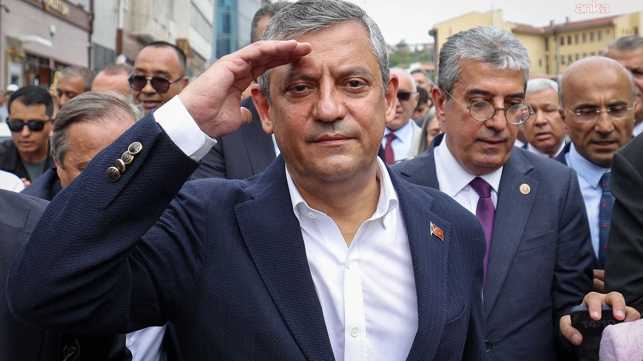Yeni Parti Özgür Özel 1