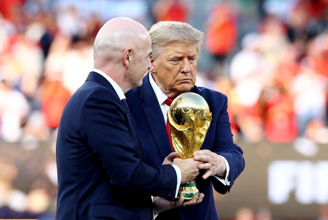 2Infantino Trump Ilişkisi Futbolu Bitiriyor Futbol Bildiğimiz Halinden Çıkıyor! Dünya Kupası Şirket Mi Oluyor