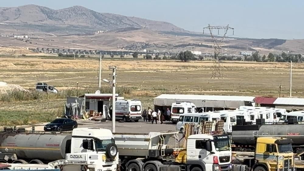 Afyonkarahisar'da Minibüs Durağına Silahlı Saldırı 111