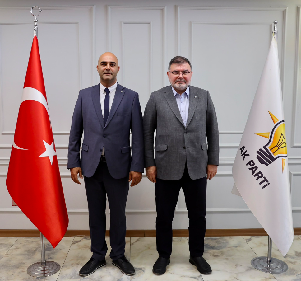 Ak Parti İzmir İl Yönetiminde Görev Değişimi
