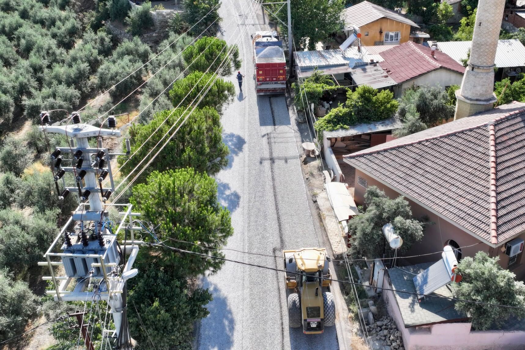 Alaşehir'de 3 Kilometrelik Yol Yenileme Tamamlandı (5)