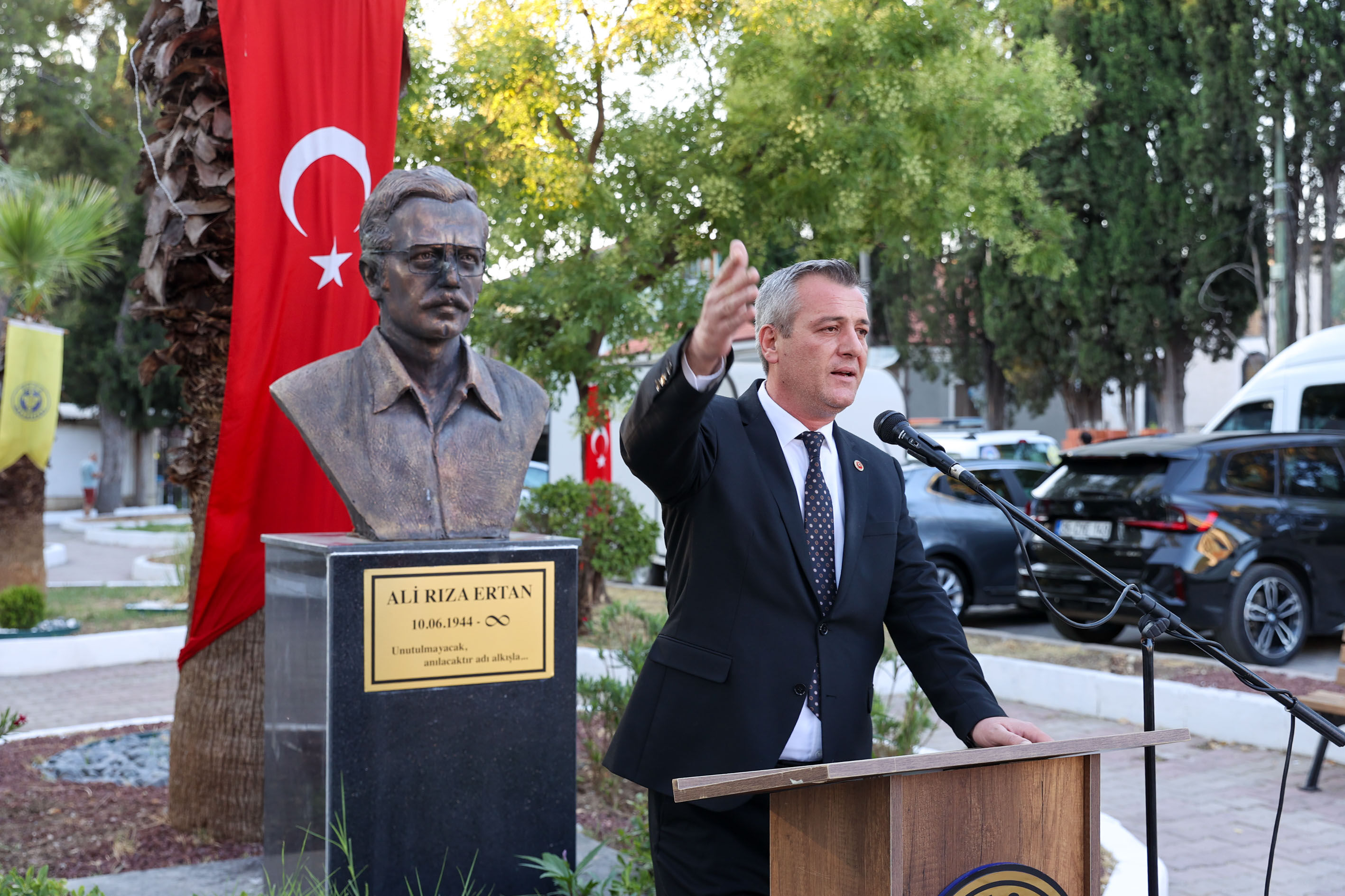 Ali Rıza Ertan Şiir Yarışması'nda Ödüller Sahiplerini Buldu (2)