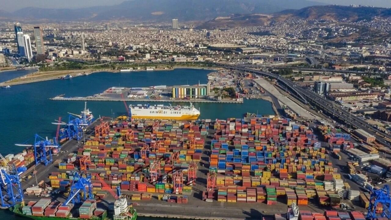 Alsancak Limanı’ndan Tüm Faaliyetler Duruyor (2)