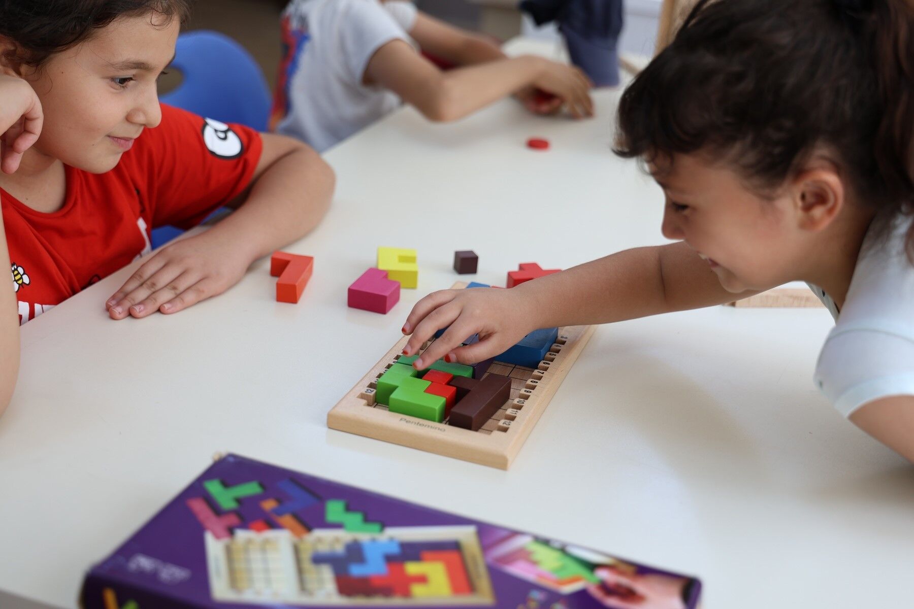Aydınlı Çocuklar Akıl Oyunlarıyla Hem Eğleniyor Hem Öğreniyor! (1)