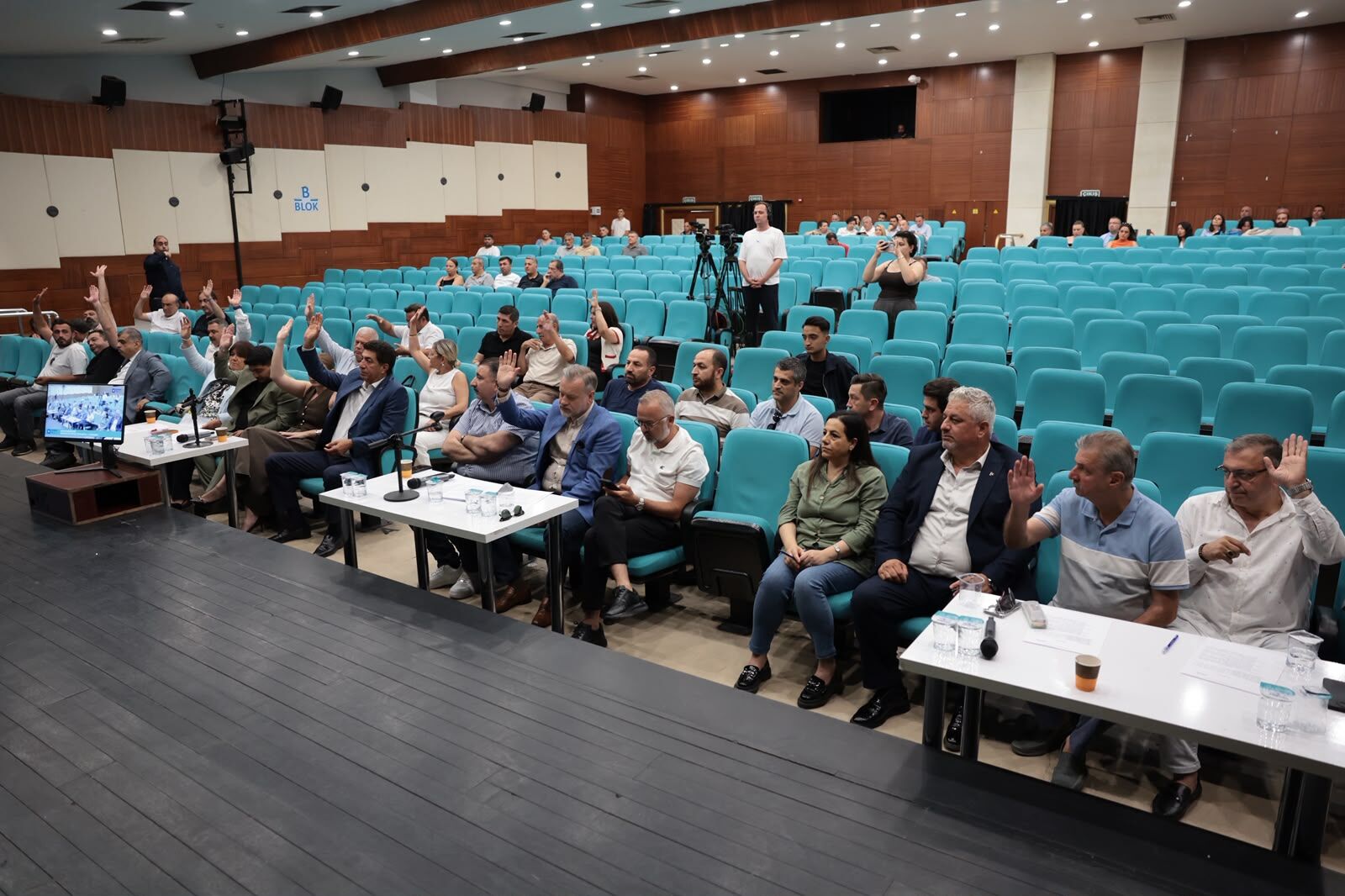 Başkan Mutlu, El Birliğiyle Daha Estetik Bir Konak Için Çalışıyoruz (6)