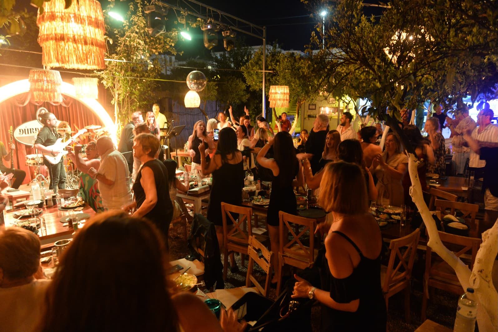 Bodrum Gecelerinde Duygu Ve Eğlence Zirvesi Kuşum Aydın’dan Unutulmaz Performans (3)