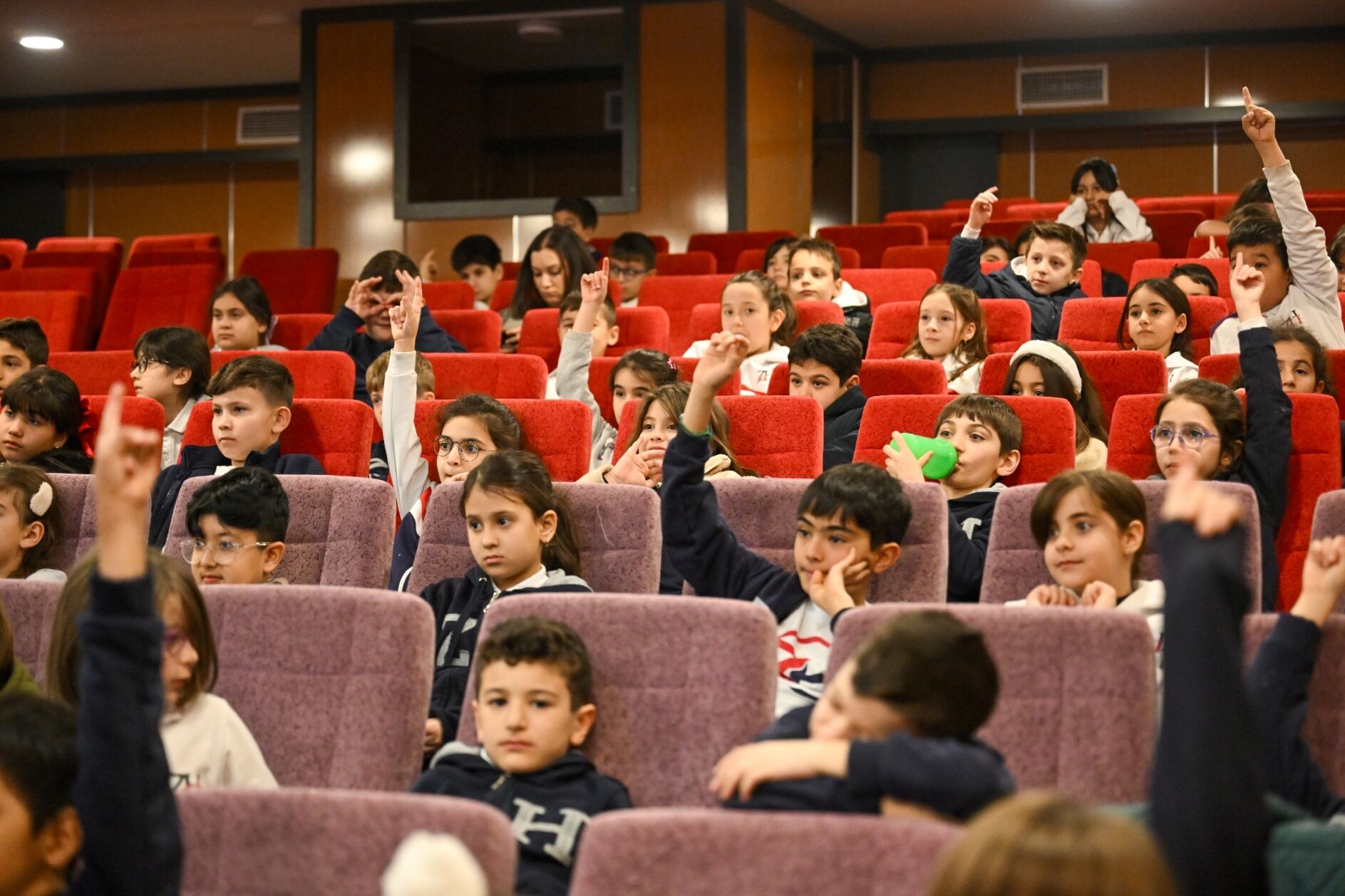 Bornova’da 2 Bin 489 Öğrenci Ile Sağlık Seferberliği (1)