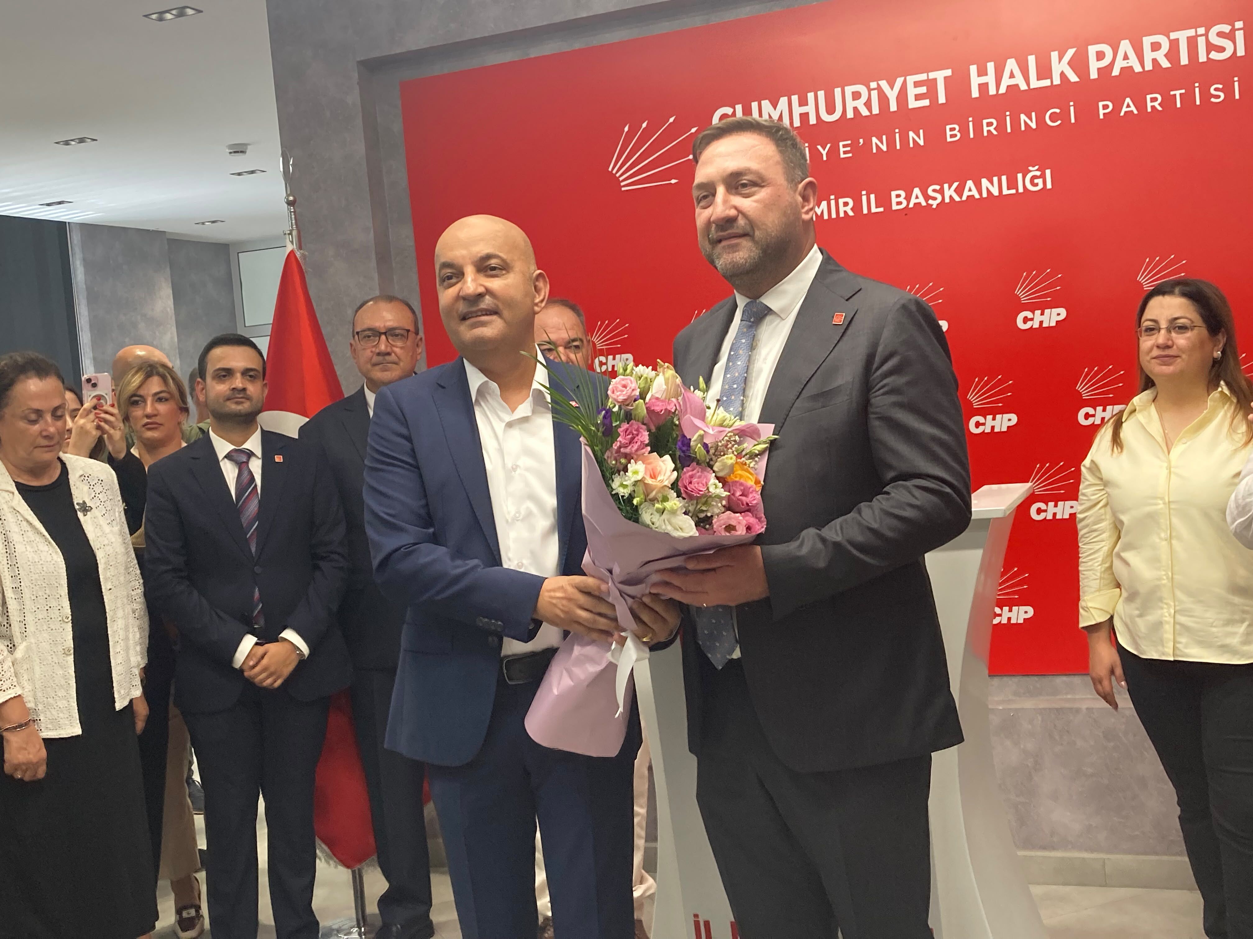 Chp İzmir'de Disiplin Vurgusu Mahir Polat Ve Utku Gümrükçü Bir Araya Geldi! (4)
