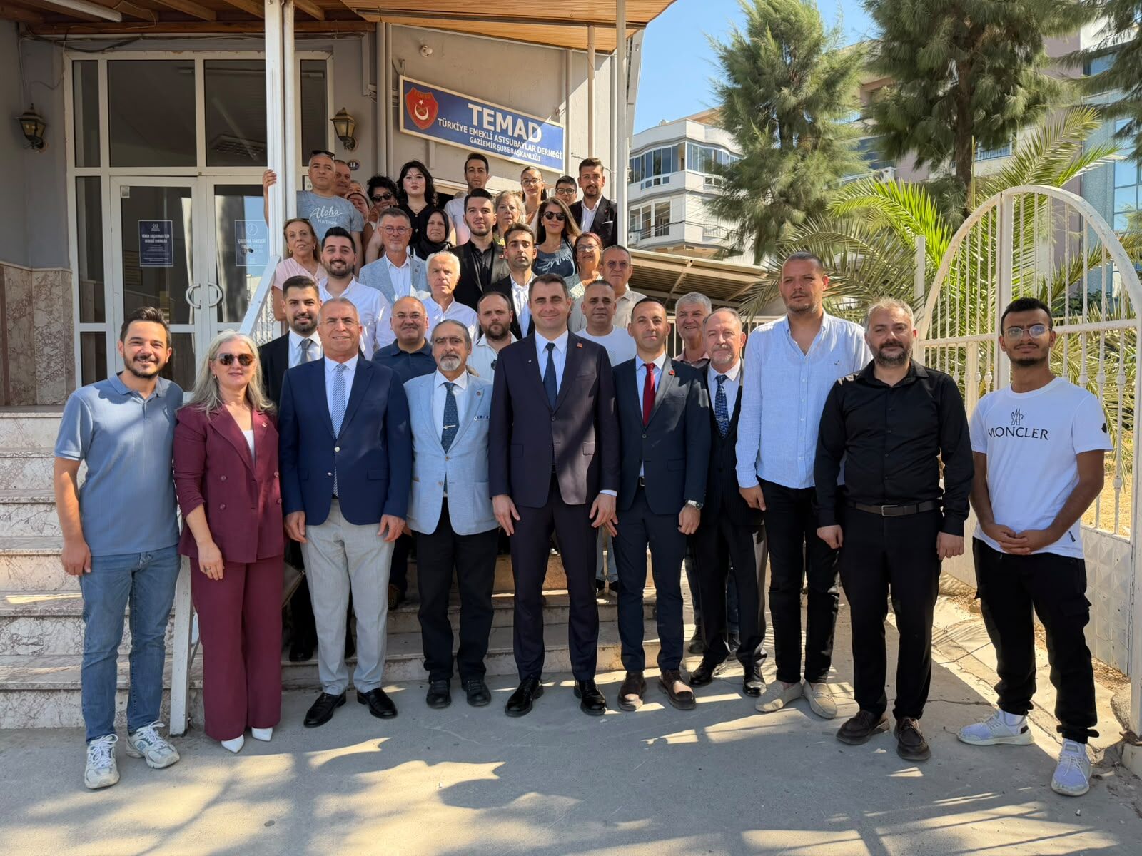 Chp'li Güç Ak Parti Iktidarı Milletimizi Umursamıyor (1)-1