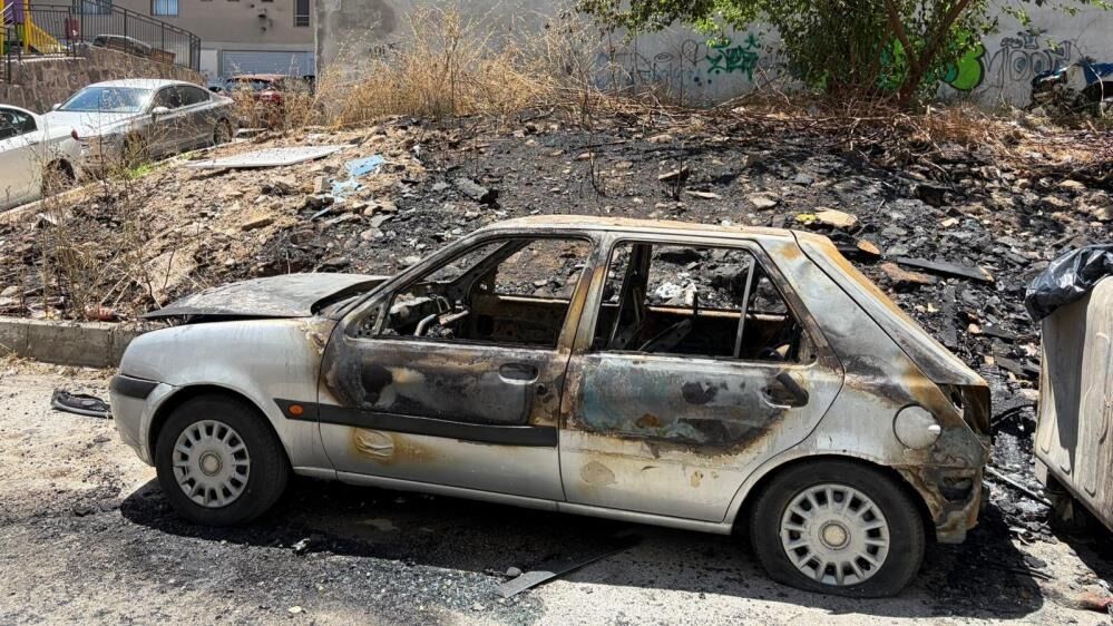 Çöplük Alanda Çıkan Yangın Otomobili Küle Çevirdi 22