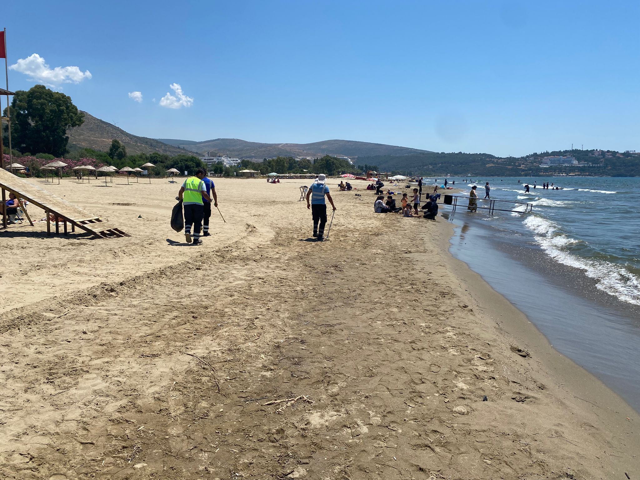 Efes Selçuk Sahillerinde Temizlik Mesaisi (2)