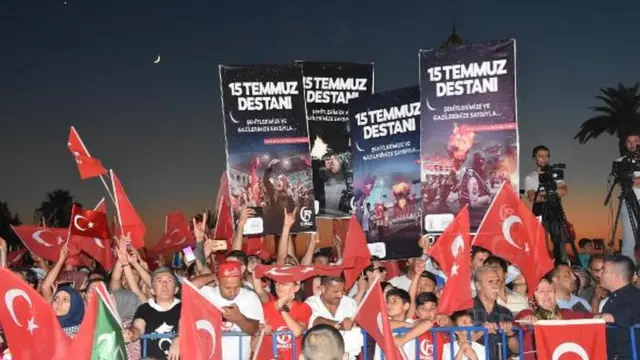 Eyyüp Kadir İnan'dan 15 Temmuz Mesajı Bu Millet Hiçbir Senaryonun Figüranı Olmadı 3