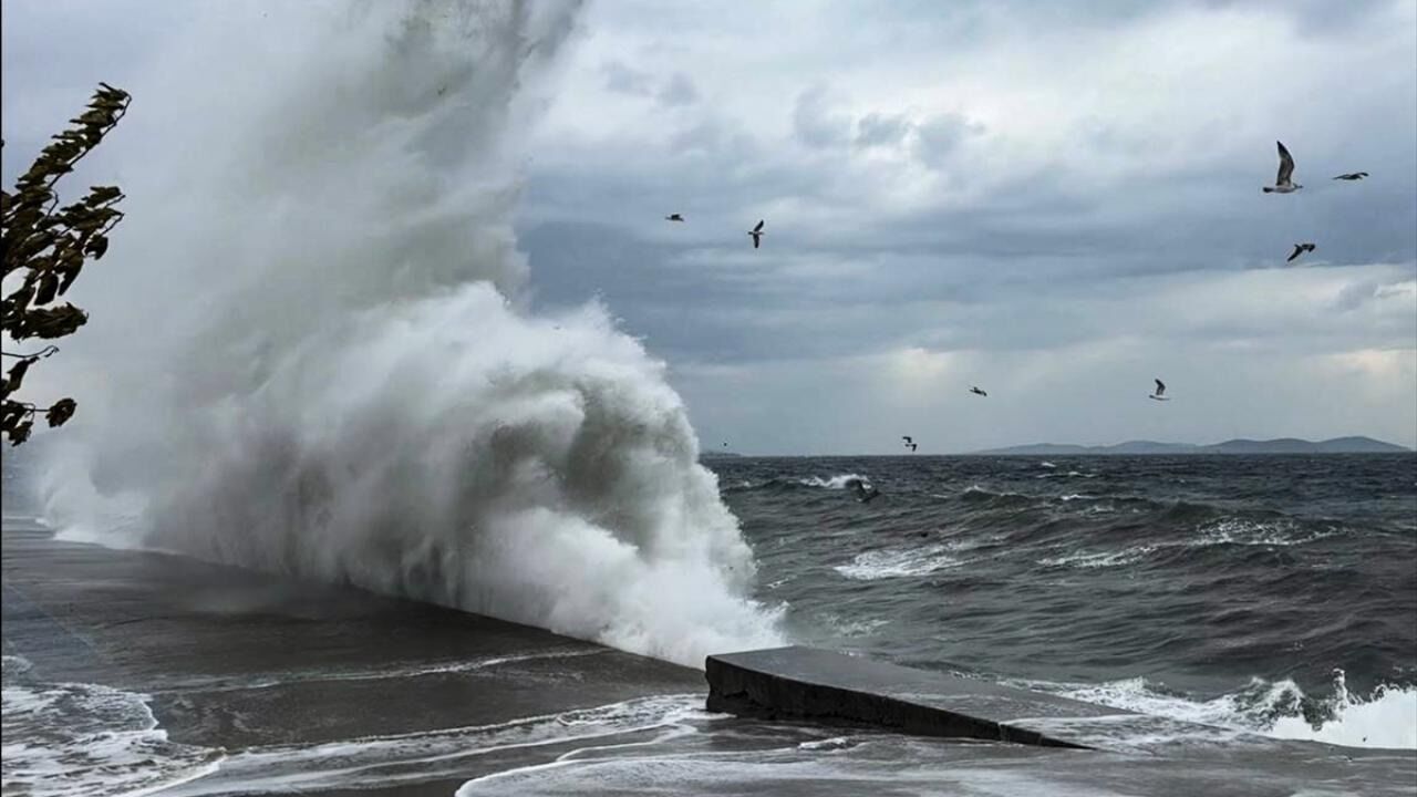 Fırtına Kapıya Dayandı... İzmir Ve Manisa Için Meteoroloji'den Son Dakika Uyarısı! (1)-1