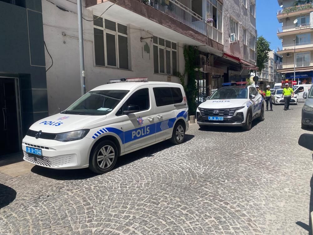 İş Yerine Giderken Fenalaşan Esnaf Sığındığı Pastanede Hayatını Kaybetti (1)