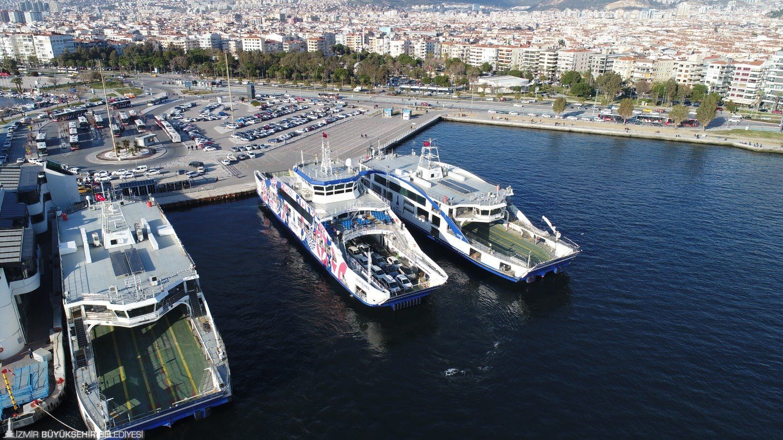 İzdeni̇z'in Ek Vapur Seferleri Trafiğe Nefes Oldu (2)