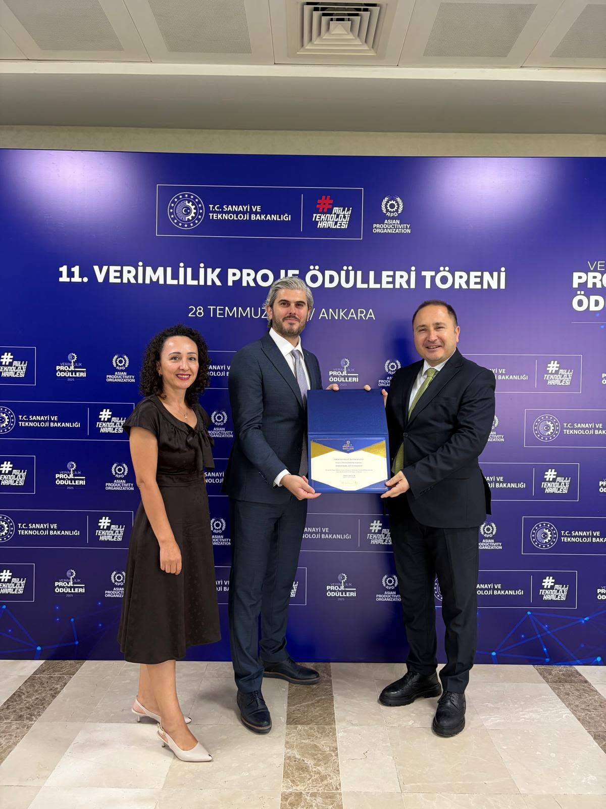 İzmir Bakırçay Üniversitesi’ne Sürdürülebilirlik Ödülü (1)