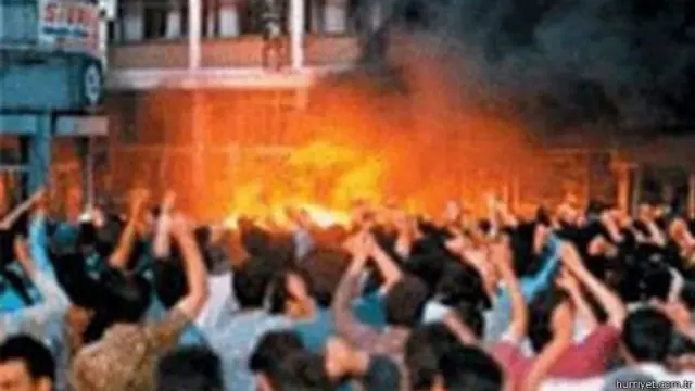 İzmir Barosu'ndan 'Aydınlığı' Anma Türkiye'nin Vicdanı Hala Yanıyor 1