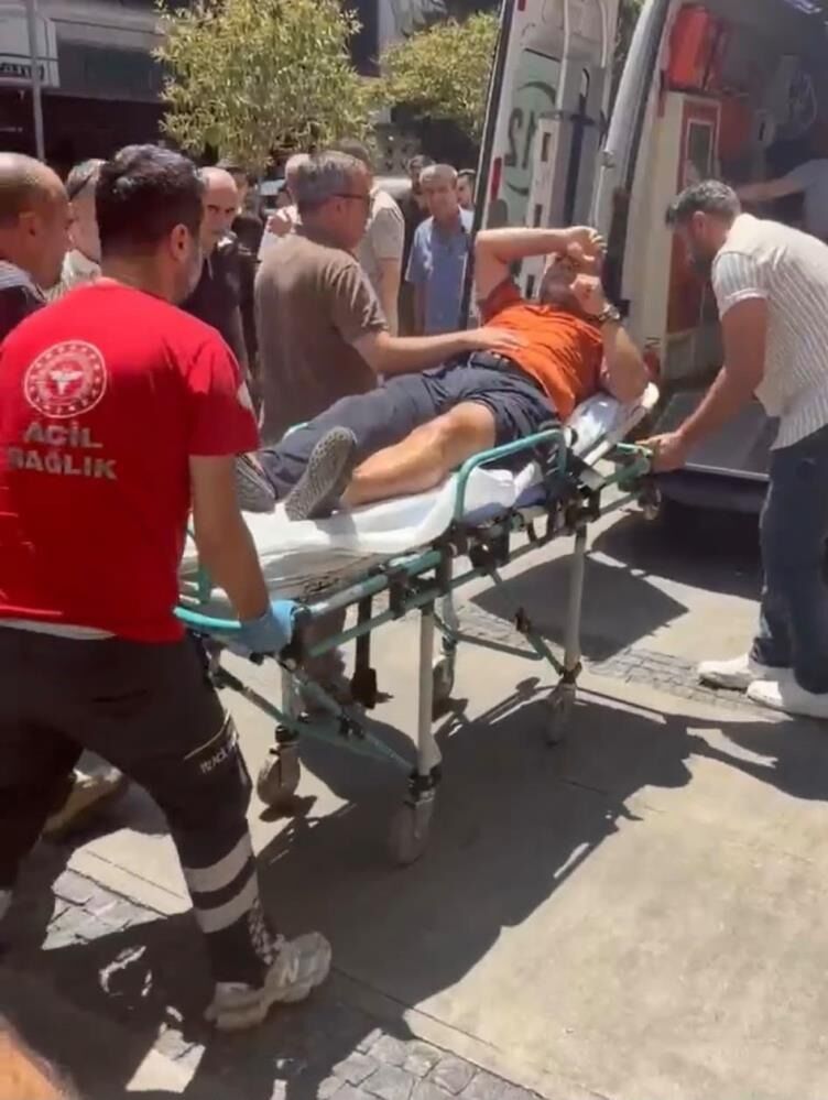 İzmir'de Silahlı Saldırı