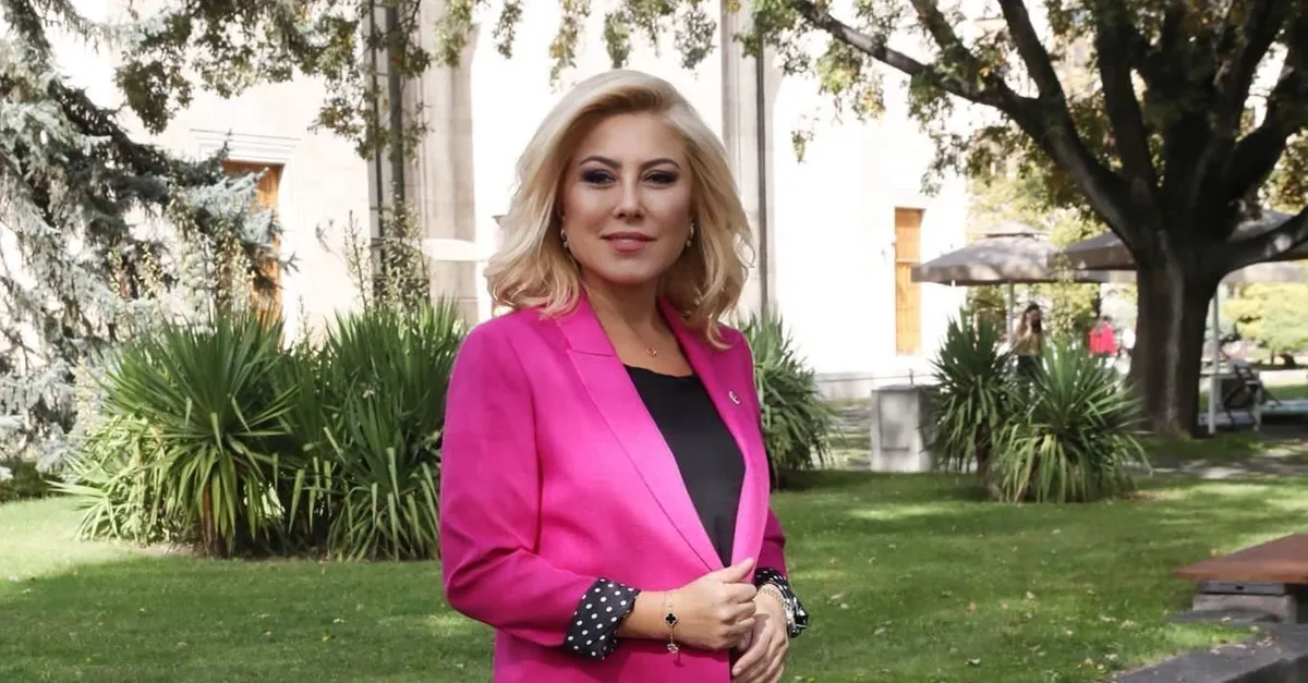 İzmir'in Duayeni Gazeteci Çetin Gürel Hayatını Kaybetti 2