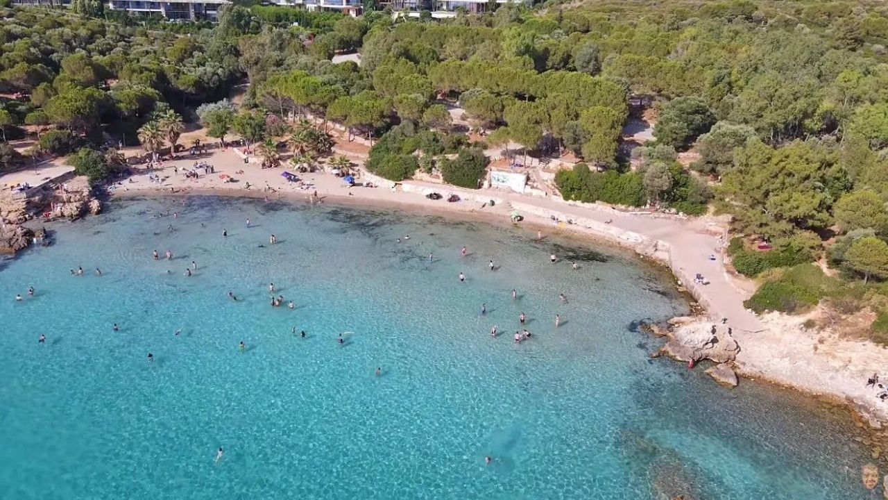 İzmir'in Gözde Koyu Ekmeksiz Plajı Kapatıldı (1)