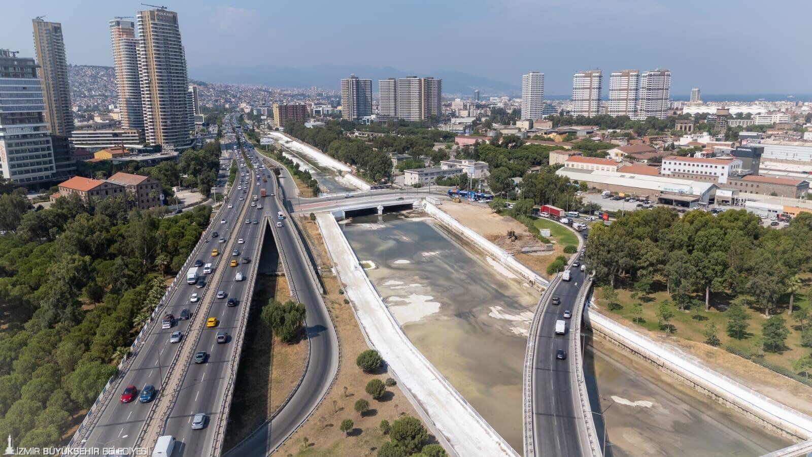 İzsu'dan Körfez Için Kapsamlı Dere Temizliği1