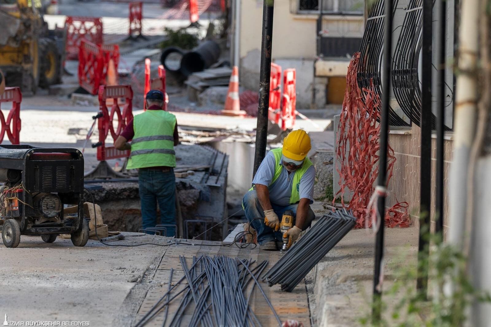 İzsu'dan Üç Ilçeye Dev Altyapı Yatırımı11