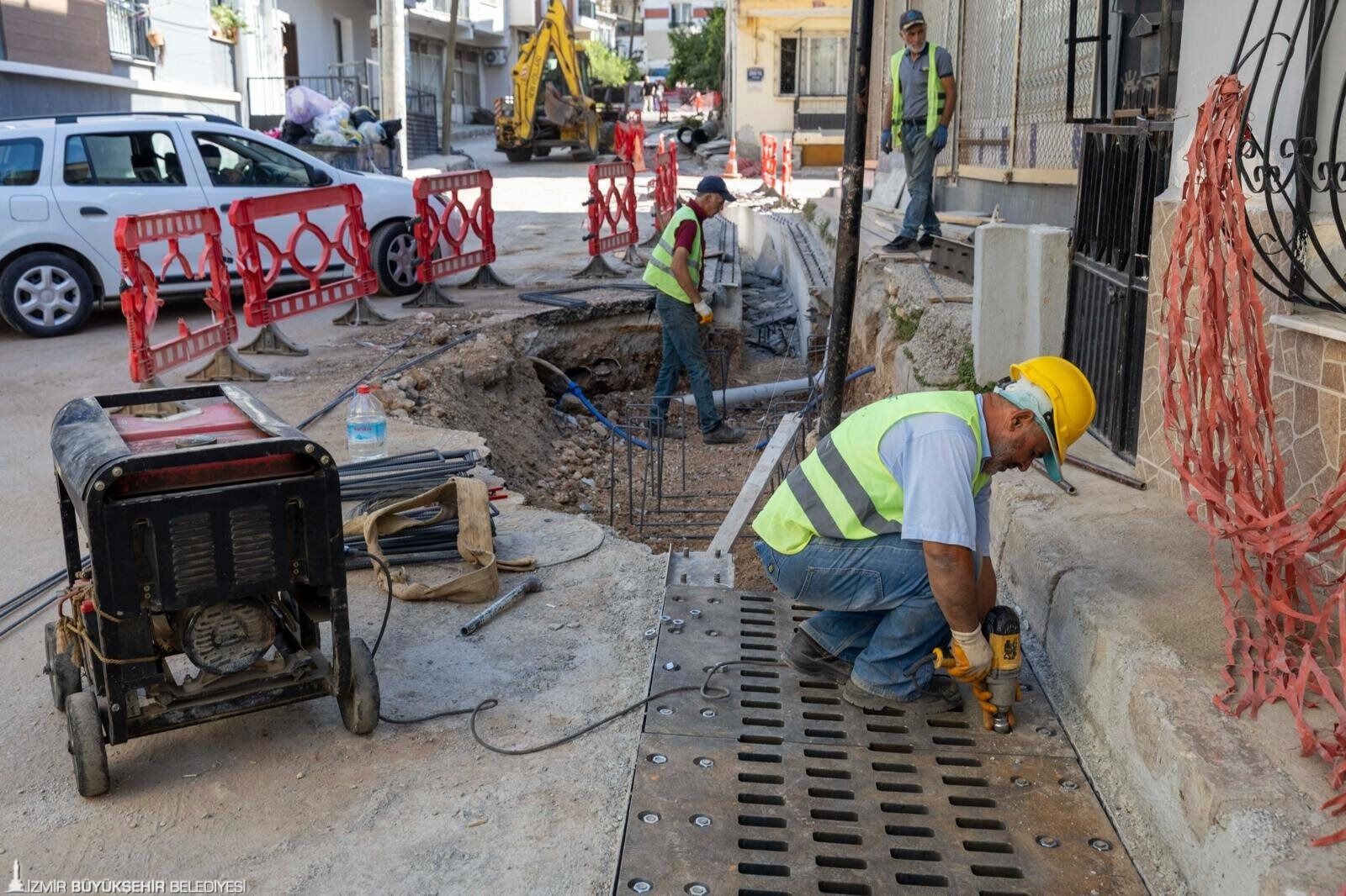 İzsu'dan Üç Ilçeye Dev Altyapı Yatırımı22