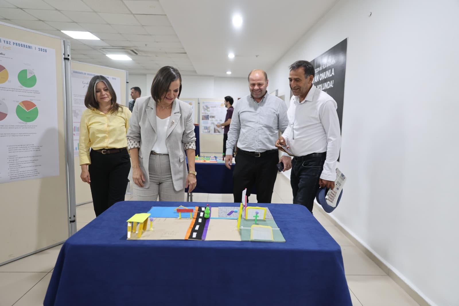 Karabağlar Akademi'de Çocuk Dostu Kent Projeleri Tanıtıldı (3)