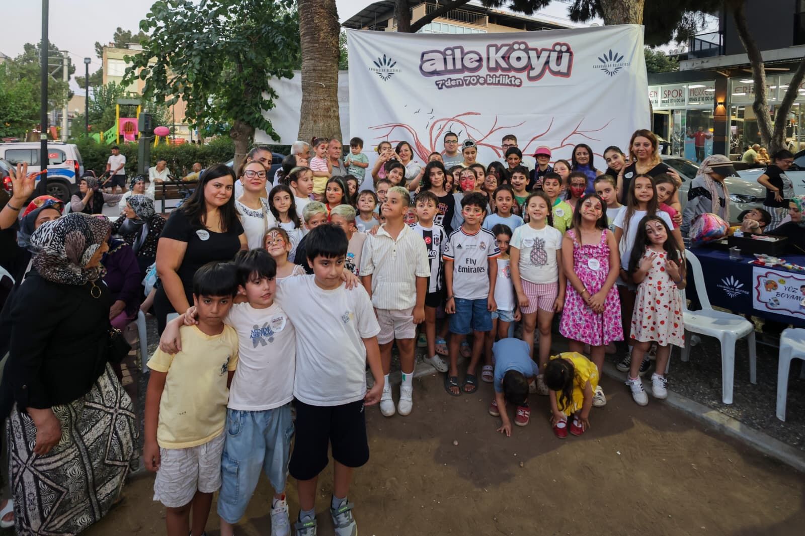 Karabağlar'da Aile Köyü Buluşmaları Başladı (4)