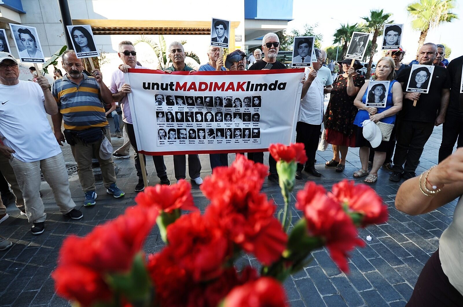 Karşıyaka'da Madımak Katliamı’nda Anlamlı Anma (3)