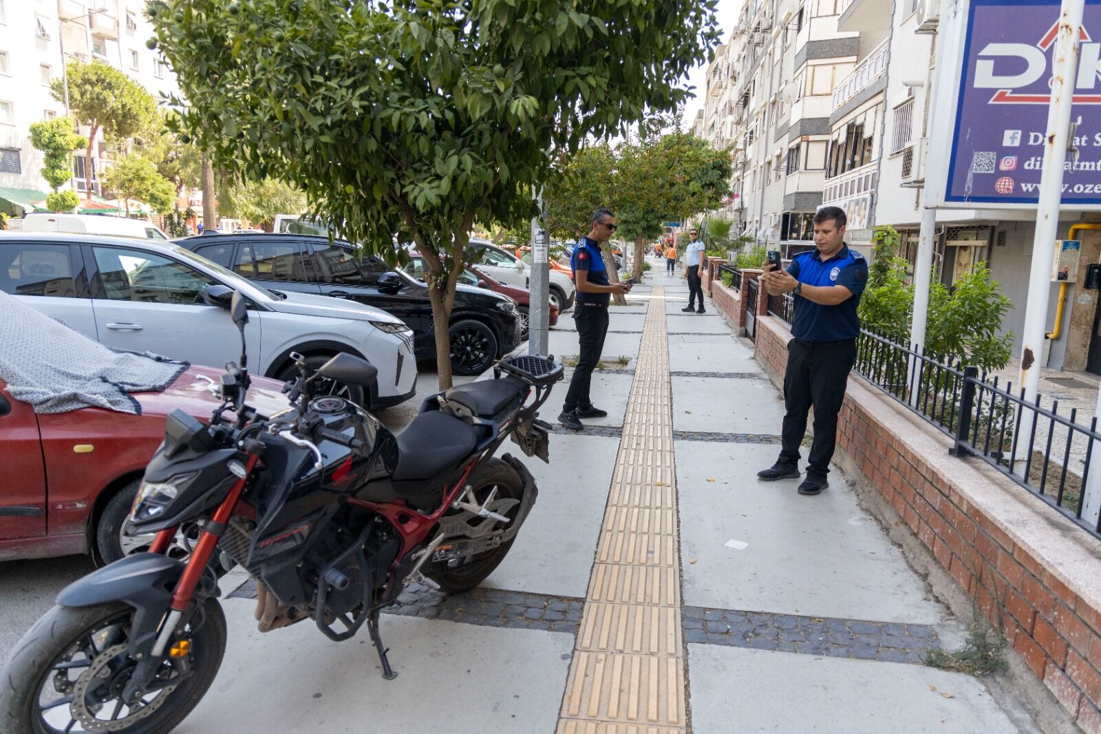 Karşıyaka'da Yayalar Için Denetimler Devam Ediyor!4 (5)