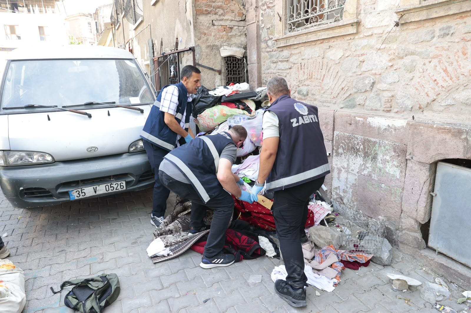Konak'ta Seyyar Satıcılara Müdahale! (4)