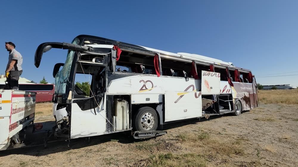 Kütahya'daki Otobüs Kazasında 25 Yaralı Taburcu Edildi 111