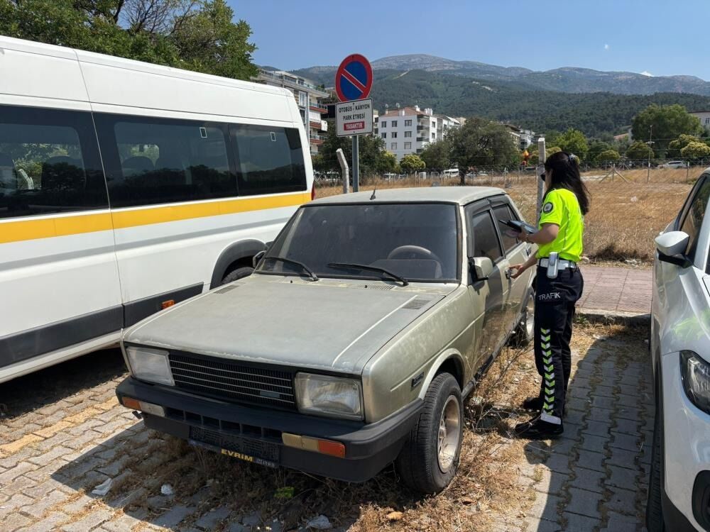 Manisa’da Hurda Araçlara Geçit Yok 222